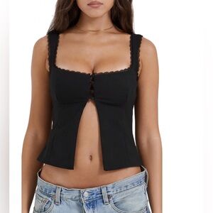 HOUSE OF CB Noura Lace Trim Open
Front Tank